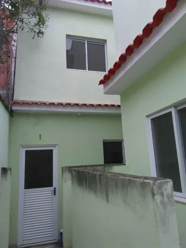 Duplex com 2 quartos em Rocha - São Gonçalo - RJ