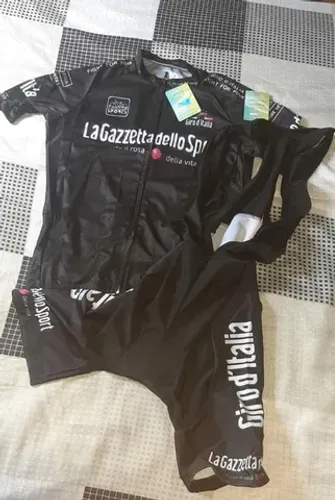 Conjunto de Camisa e Bretelle Com Forro Gel