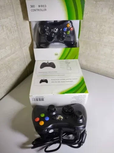 Vendo controle de Xbox 360 com fio 