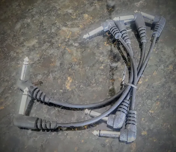 Cabos para guitarra e para pedais diversos (ver descrição)
