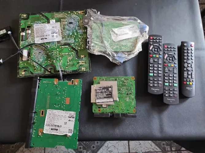 Peças de TVS Tv - Somente as do modelo descrito