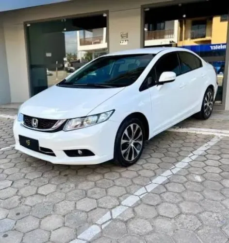 Civic 1.8 2015 para retirada de peças .
