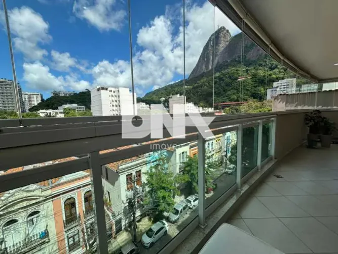 RUA VIÚVA LACERDA!