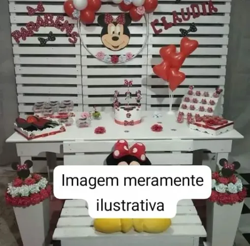 Decoração para festa de EVA da minie. 