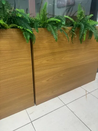 2 Vasos Decorativos em MDF unidade 200,00 cada se levar 2
