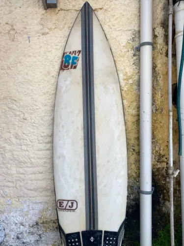 Prancha de Surfe BF surfboards 5?11