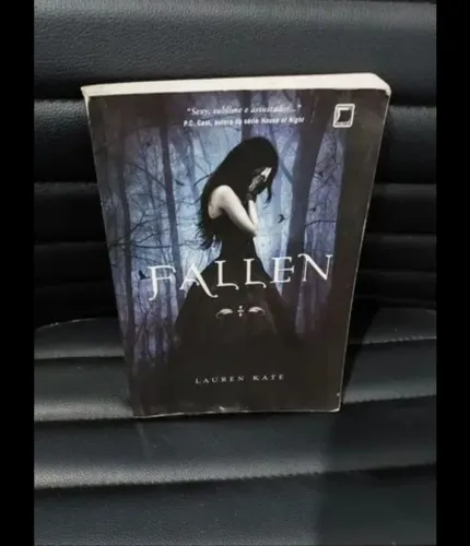 Livro: Fallen - Lauren Kate 