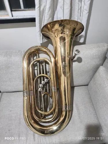 Tuba 3/4 de 4 pistos marca dolphin 