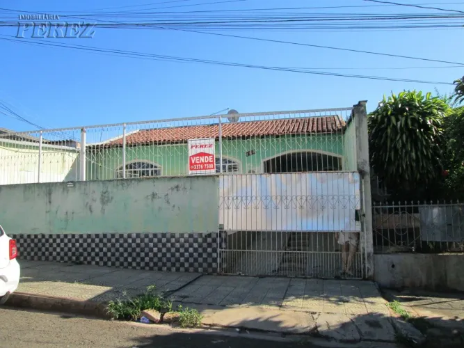 Casa à venda na região norte de Londrina - Maria Cecília Serrano de Oliveira