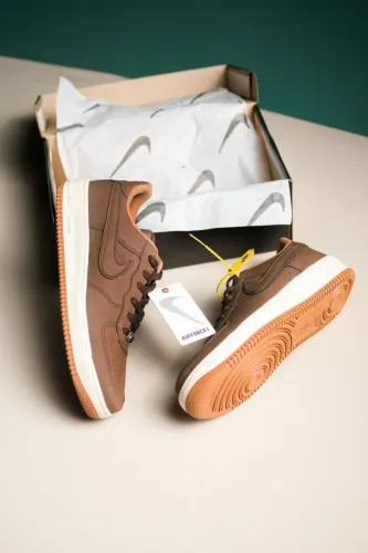 Nike Air Force 1 Marrom - Novo!
