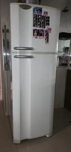 Geladeira Frost Free DF37 Electrolux USADA EM FUNCIONAMENTO