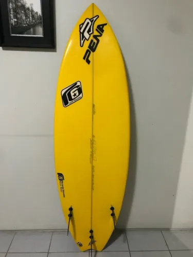 Prancha de surf Pena bem conservada 