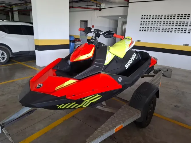JET SKI SPARK SEADOO 2021, 33 HORAS DE USO!