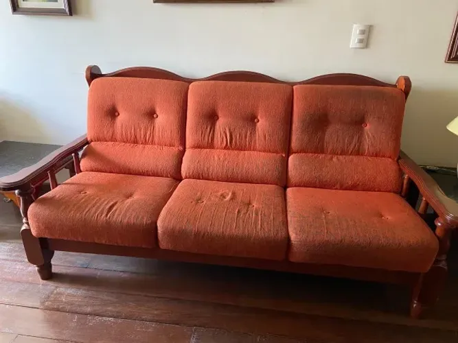 Conjunto Sofá e Poltronas