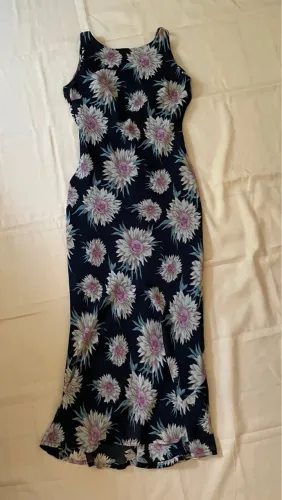 Vestido Floral em tule e cetim - TAM M