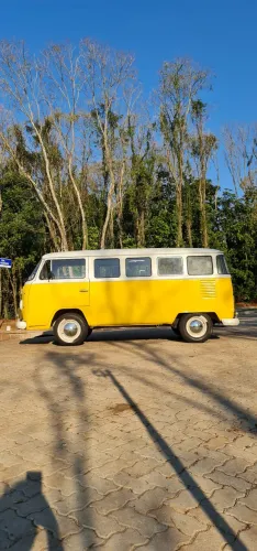 KOMBI AMARELA