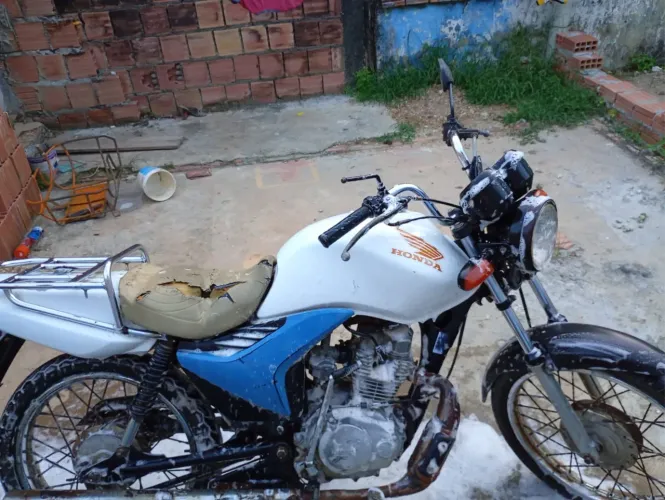 Vende-se essa moto cargo