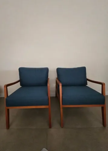 2 Poltronas de madeira maciça Giulia Luxo