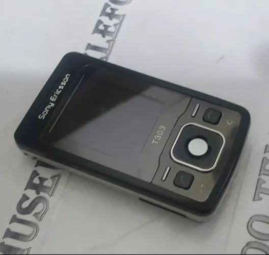 Sony Ericsson T303 Black lindo pequeno celular antigo RELÍQUIA impecável 
