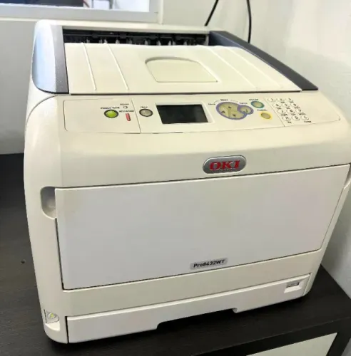Impressora Laser A3 com Toner Branco - OKI Pro8432WT estado de Nova - Ideal para Transfer