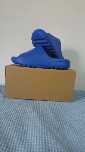 yeezy slide azure