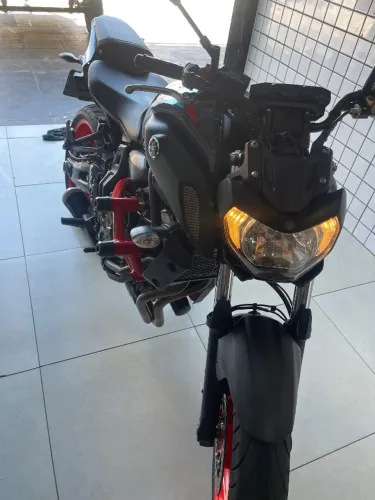 Yamaha Vendo moto  modelo MT-07