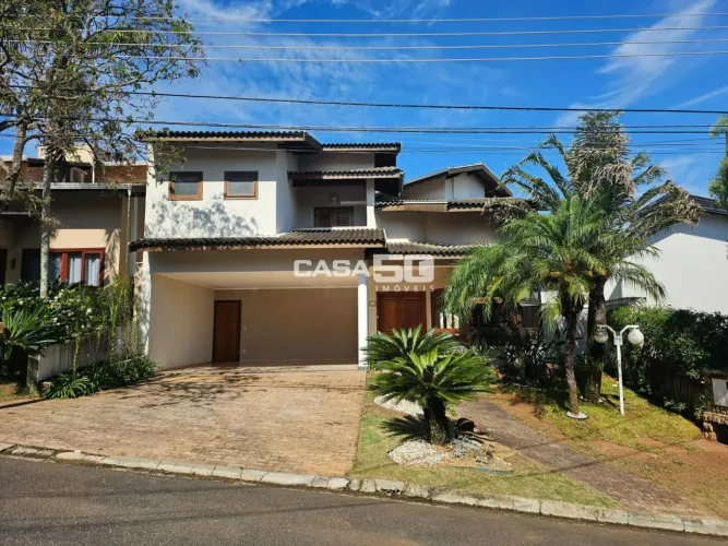 Casa a venda em condomínio fechado - Valinhos