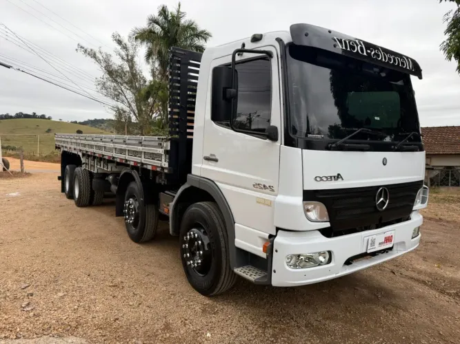 Mercedes-benz Atego 2011