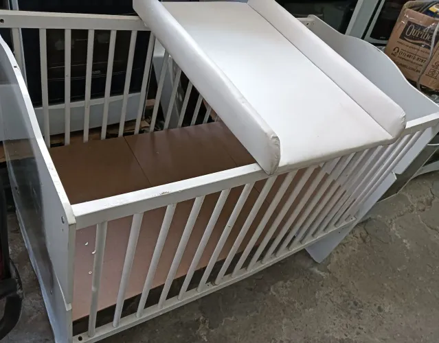TROCADOR DE FRALDAS 0.80 x 0.50 x 0.10 cm BRANCO
