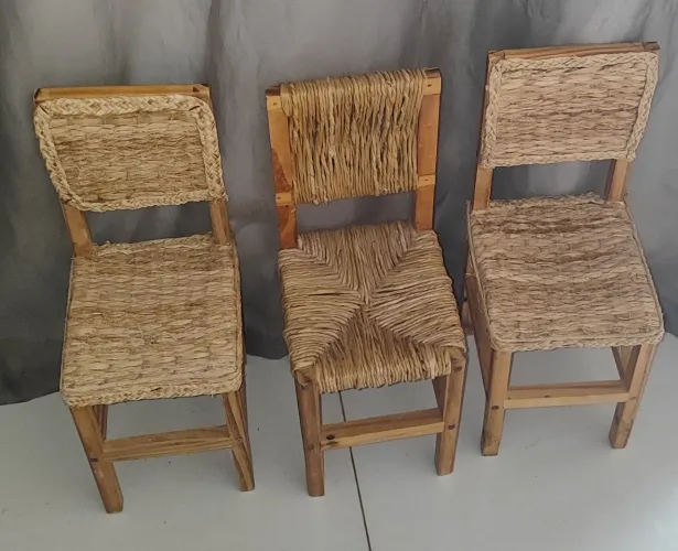 3 Miniatiras Cadeira artesanal 