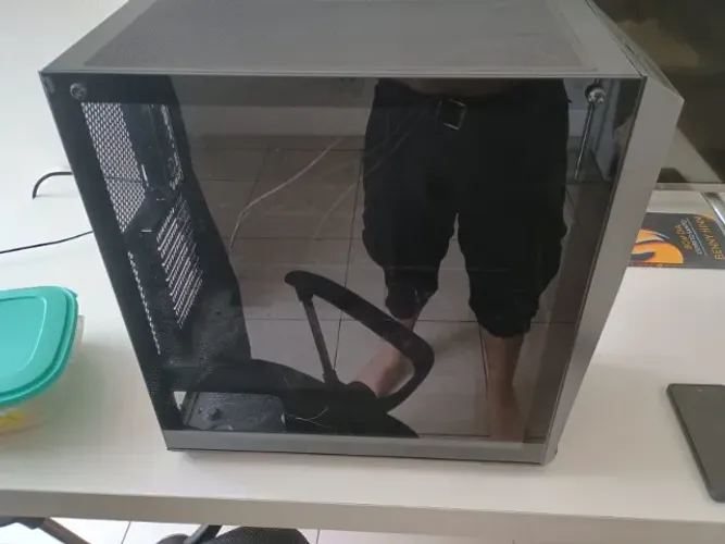 Gabinete Gamer cooler master K501L