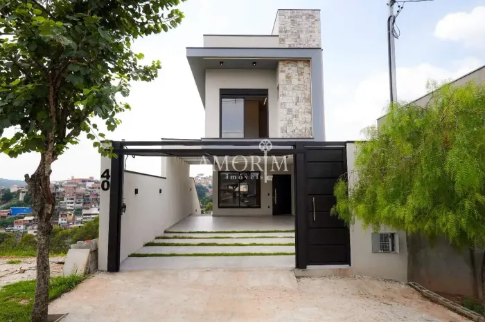 CASA À VENDA COM 3 QUARTOS 2 VAGAS EM SANTANA DE PARNAÍBA
