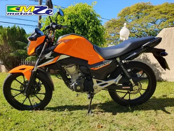 Honda CG 160 Titan Laranja com 1.700 km