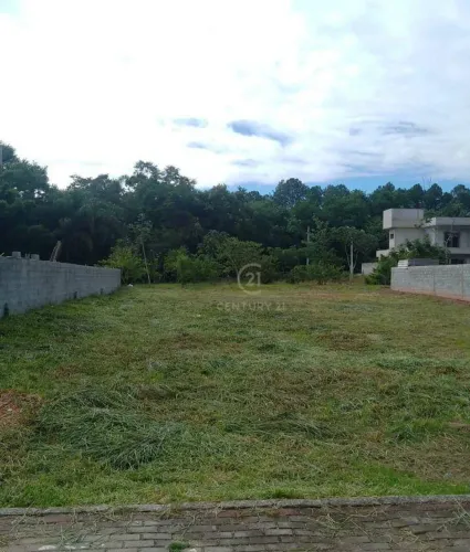 Terreno plano à venda, 646m² por R$ 340.000 - Condomínio Águas do Paraíba - Guararema/SP