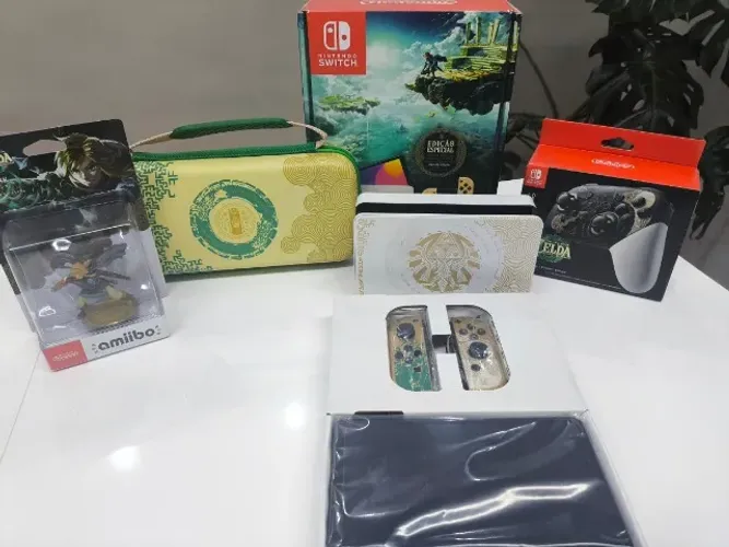 Nintendo Switch Edição Zelda TOTK + Controle Pro + Amiibo Link + Bag Zelda 