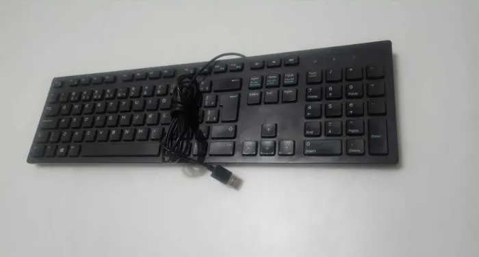 Teclado Dell Modelo 09j99w Para Computadores Com Fio USB