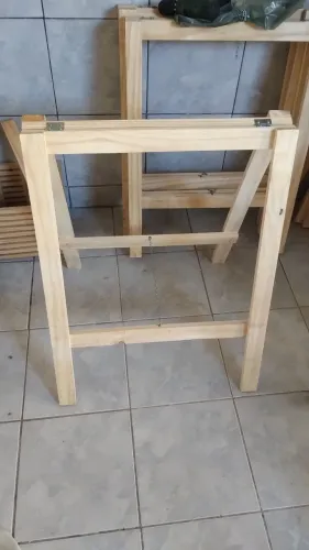 Cavalete de madeira maciça desmontável 