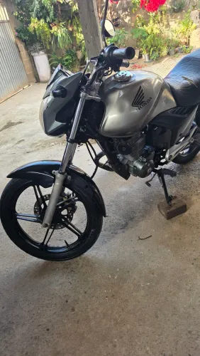 Moto emplacada so transferir