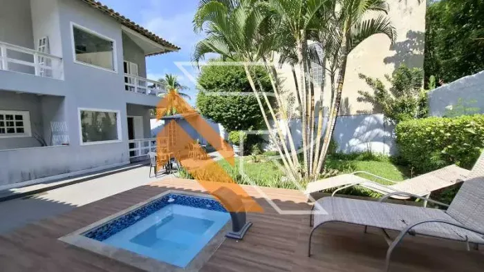 À Venda Casa duplex com 04 Quartos em Itaipu- Região Oceânica de Niterói, RJ.