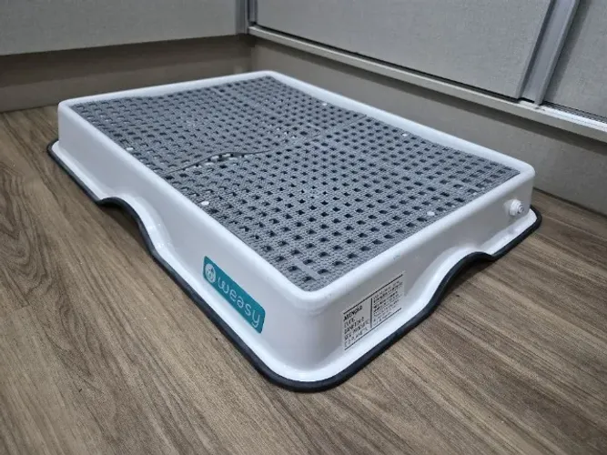 Sanitário Canino Weasy Cão P com Entrada de Água + Grama Sintética (Sem Uso)