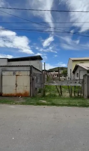 Lote Plano, documentado, entrada do bairro 4º DP, próximo ao EPA, IFMG, e futura creche