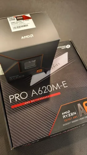 Processador e placa mãe AMD Ryzen 5 7600 + A620