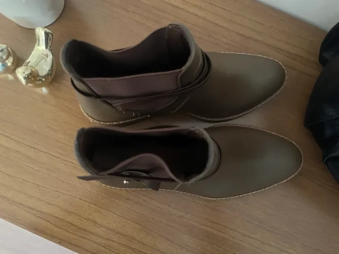 Bota colcci