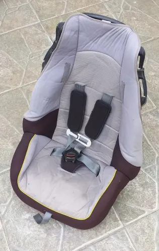 Cadeira para auto