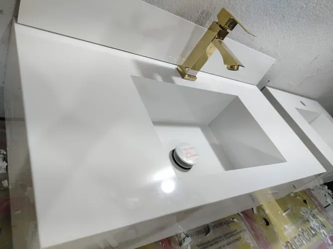PIA BRANCA POLIDA Em porcelanato!
