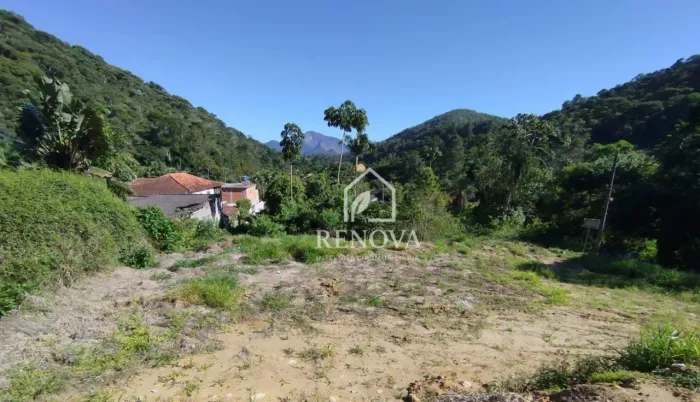 Terreno plano à venda, 600 m² por R$ 280.000 - Montanhas - Teresópolis/RJ
