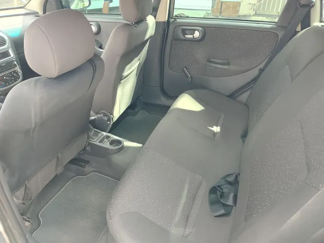 Chevrolet Corsa Sed. Premium 1.4 8V Econoflex 4P 2012