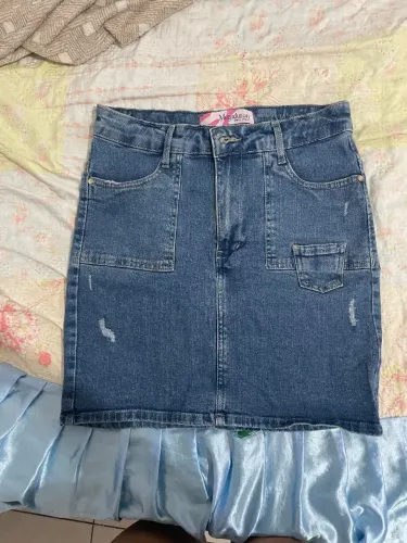 Saia jeans, veste um 40 forma pequena