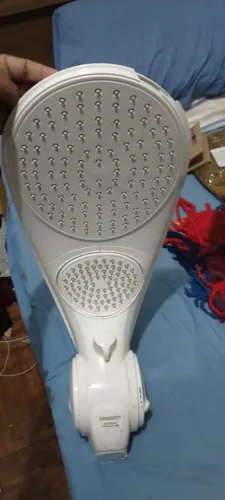 **Baixei** Ducha Lorenzeti Duo Shower 220V, 6800w, sem teste, faltando duchinha