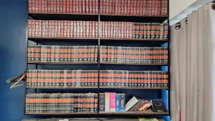 Biblioteca Jurídica Completa LEX - Centenas de Volumes - Excelente Estado